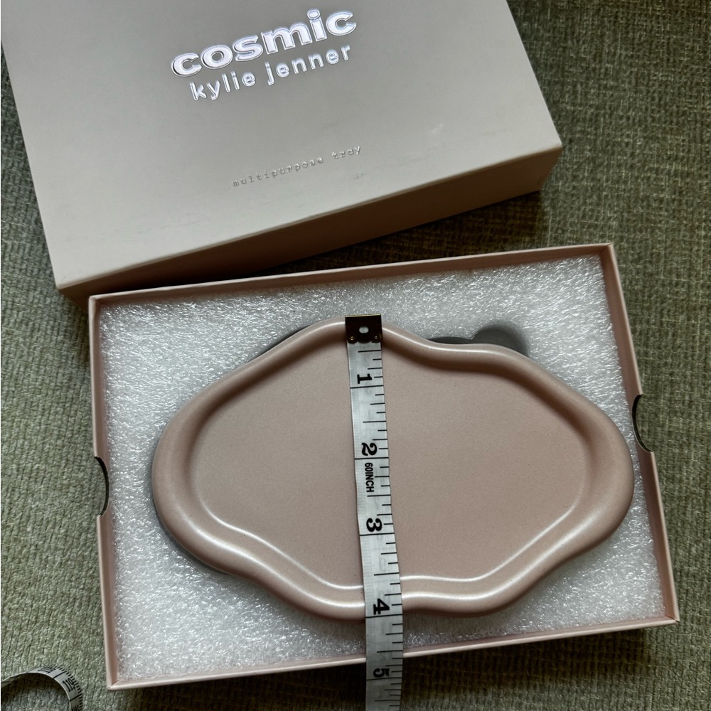 Kylie Cosmic Vanity Multipurpose Fragrance Tray - Picture 9 of 14